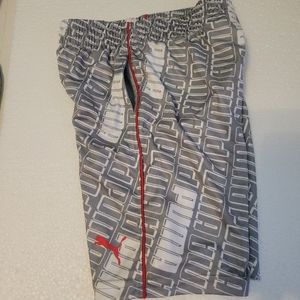 NWOT Puma Boys Athletic Logo Shorts Gray, White Size 6‎